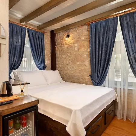 Eflin Haus Historical Place & Monument Hotel Çeşme