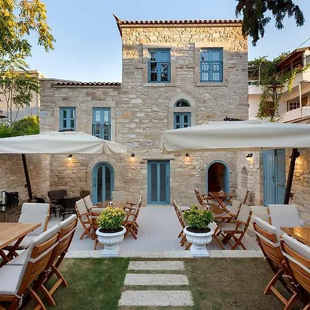 Eflin Haus Historical Place & Monument Otel