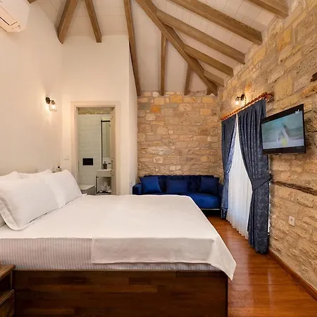 Eflin Haus Historical Place & Monument Otel Çeşme
