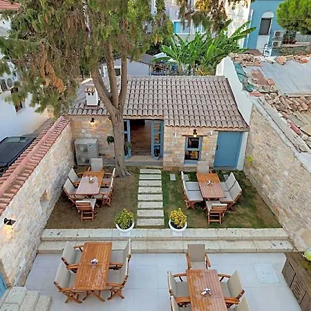 Eflin Haus Historical Place & Monument Hotel Cesme