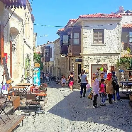 Hotel Eflin Haus Historical Place & Monument Cesme