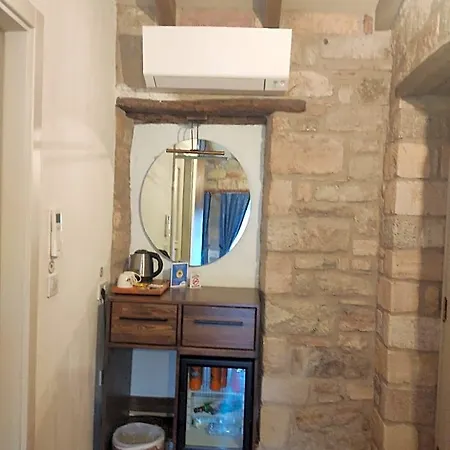 Hotel Eflin Haus Historical Place & Monument Cesme